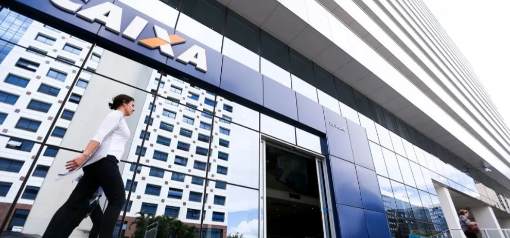 Beneficiários do Bolsa Família recebem 3ª parcela de auxílio