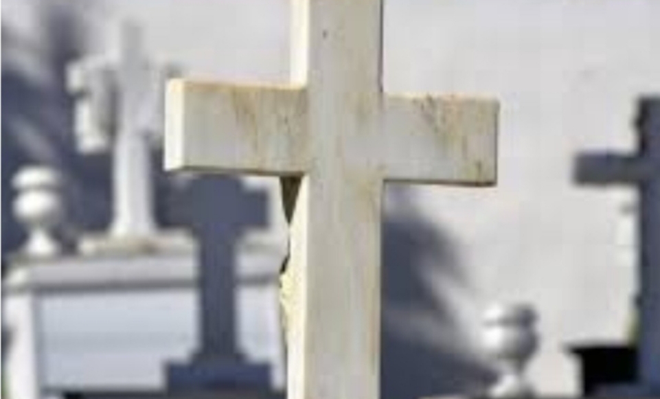 Mãe mata a filha deficiente de 4 anos e depois tira a própria vida; elas foram enterradas juntas*