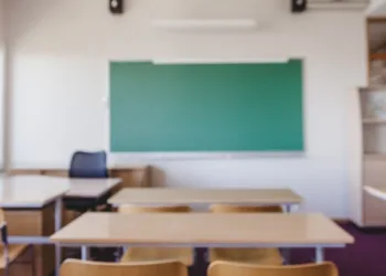 Colégio no Rio de Janeiro demite 4 professores após denúncias de assédio sexual no Twitter