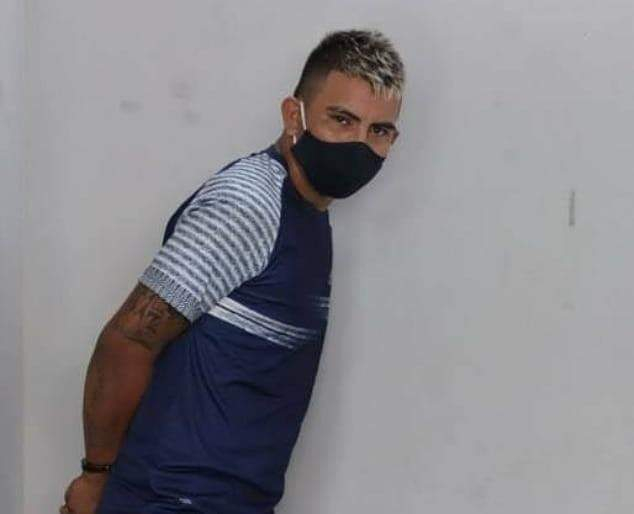 ” PAI” QUE APARECIA BATENDO NO FILHO DE 1 ANO EM VÍDEO É PRESO!