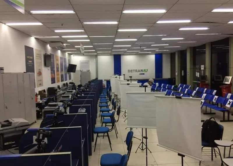 APÓS DECISÃO JUDICIAL, RETOMADA DO DETRAN É SUSPENSA