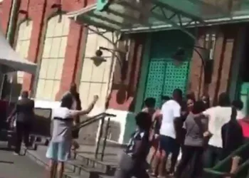 Mulher desabafa sobre os shoppings lotados na zona oeste