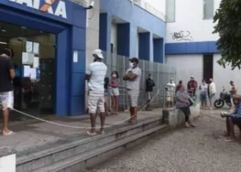 CAIXA DEVE LIBERAR R$ 1.045 DO FGTS PARA QUEM TEM APP NA SEGUNDA