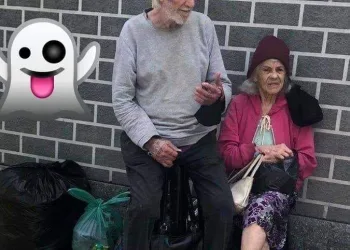 IDOSOS SÃO EXPULSOS DE CASA NO RIO