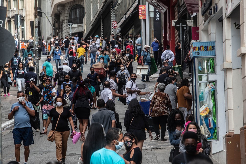 Cidade de São Paulo reabre comércio de rua nesta quarta-feira (10); FOTOS