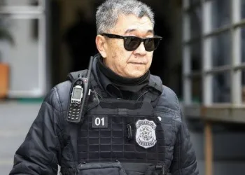 ‘Japonês da Federal’ perde cargo e terá que pagar multa após ser condenado por contrabando