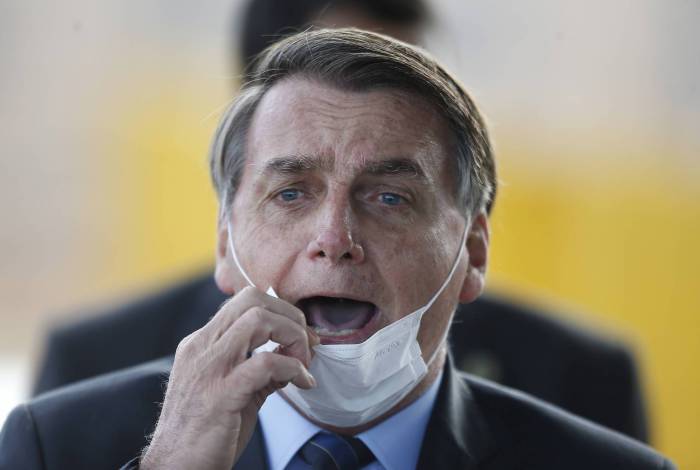 Colunista da Folha que diz ‘torcer’ pela morte de Bolsonaro será investigado pela PF