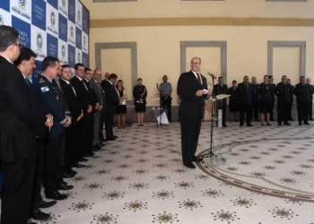 Coronéis da PM poderão ficar seis anos na ativa