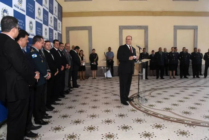 Coronéis da PM poderão ficar seis anos na ativa