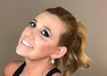 Vaquinha para ajudar Rita Cadilac só arrecada R$ 275 e está longe de bater a meta desejada