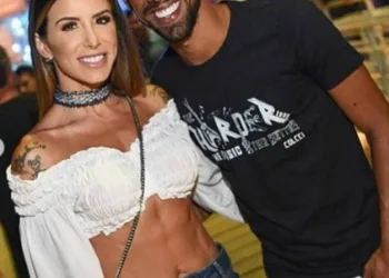 Léo Moura e a mulher entram em pânico ao se depararem com imagem do filho em site de adoção