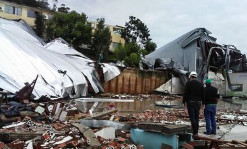 9 pessoas morreram com a passagem de ciclone no Brasil