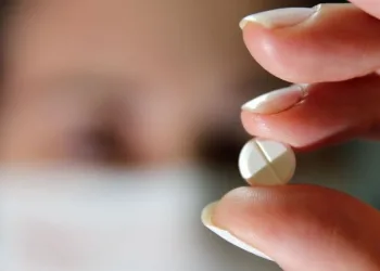 Anvisa proíbe venda sem receita de cloroquina e ivermectina