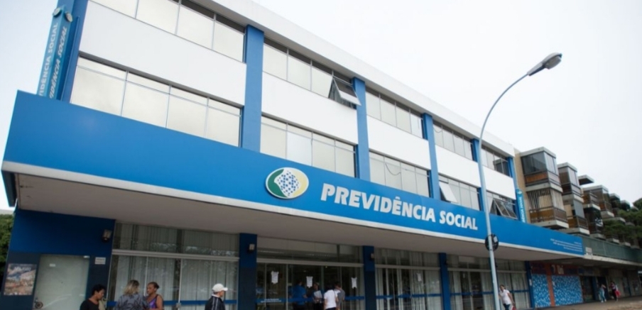 INSS autoriza bancos a renovar prova de vida por procuração