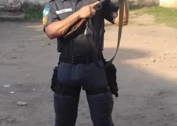 SGT FICOU ENCURRALADO E MORTO POR MARGINAIS NO RIO