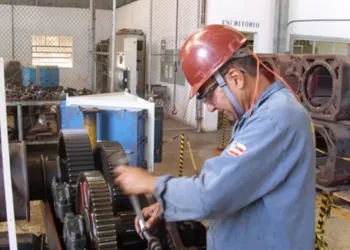 Mecânico, Balconista de Laticínios – R$ 2.700,00 – Conhecimentos em ferramentas e equipamentos no geral