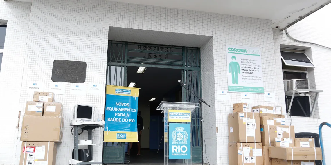 Prefeitura entrega 53 novos equipamentos ao Hospital Jesus, referência no tratamento de crianças