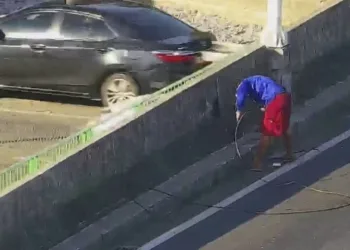 Moradores denunciam furtos de cabos de energia e telefonia em diversas regiões do Rio