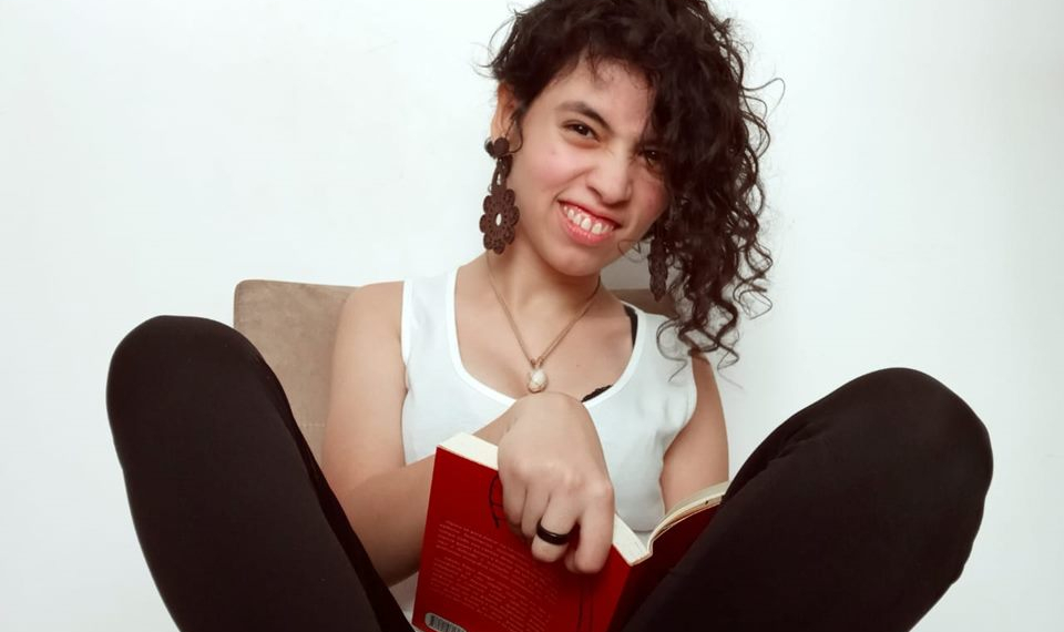 Com paralisia cerebral, estudante da UnB vira ícone da autoestima no TikTok