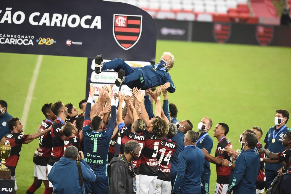 Flamengo derrota o Fluminense e conquista o bi do Carioca! Veja as fotos