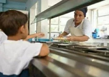 PREFEITURA VAI REABRIR REFEITÓRIO DAS ESCOLAS MUNICIPAIS PARA ALIMENTAÇÃO DE CRIANÇAS