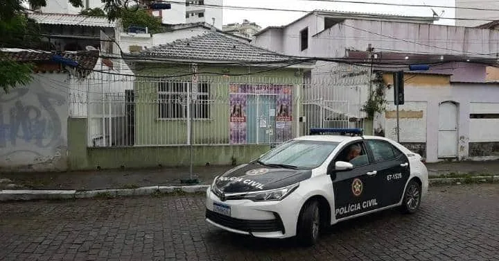 CLÍNICA NO RIO EM QUE CANTORA FEZ LIPOESCULTURA E MORREU É INTERDITADA PELA PREFEITURA