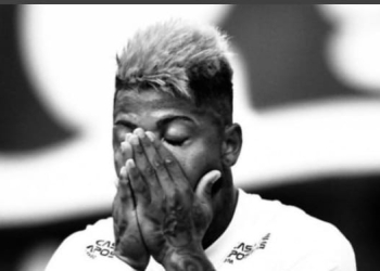 Jogador do Santos chora nas redes sociais após sofrer racismo