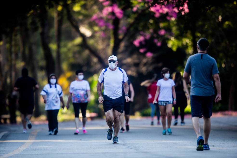 Possíveis casos de reinfecção pela Covid-19 são investigados no Hospital das Clínicas de SP
