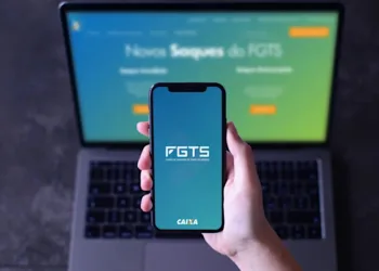 Caixa começa a liberar saques e transferências de até R$ 1.045 do FGTS neste sábado