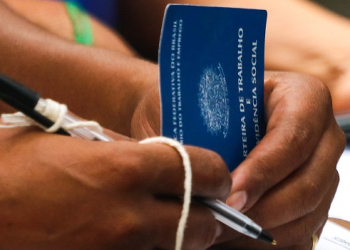 Prefeitura do Rio disponibiliza mais de 230 vagas de emprego nesta segunda-feira (13/07)