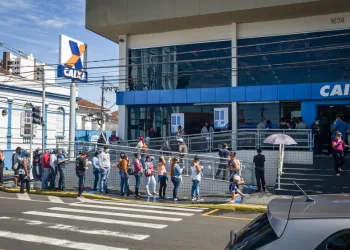 Mais de 3,3 mil funcionários da Prefeitura de SP receberam auxílio emergencial irregularmente