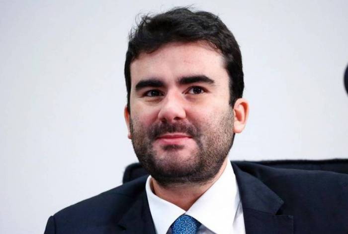 Ex-deputado federal morre aos 33 anos vítima da covid-19