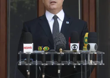 Governo do Rio estabelece retomada das aulas presenciais a partir do dia 14 de setembro