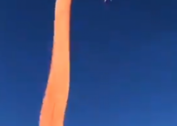 Criança de 3 anos sobrevive após ser levada por pipa (video)