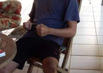 TUBARÃO ATACA SURFISTA NA PRAIA DA RESERVA NO RJ( FOTOS)