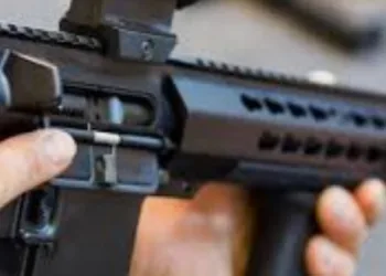 Líderes de facção criminosa  seduzem antigos comparsas para aumentar a facção: