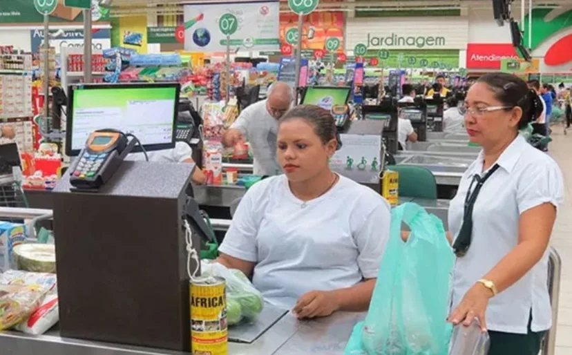 Campo Grande,  Operador de Caixa, Encarregado – R$ 1.547,00