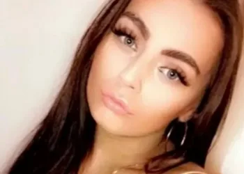 Mãe oferece $$$ pra levarem filha de 19 embora após prato deixado 1 semana no micro-ondas