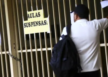 Justiça autoriza que Rio abra refeitório das escolas municipais