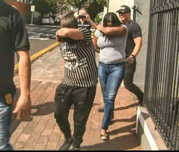 Filha De cantor  famoso e Namorada São Presas Por Envolvimento Na Morte De Suspeito De Pedofilia.