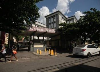 Ministério da Saúde abre seleção com 4.117 vagas para temporários que vão atuar em hospitais e institutos do Rio