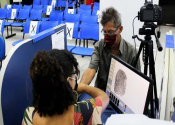 Detran amplia vagas diárias para solicitações de carteira de identidade no Estado