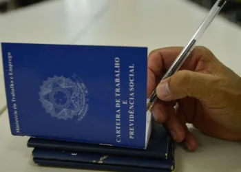 Brasil cria 131 mil postos formais de trabalho em julho