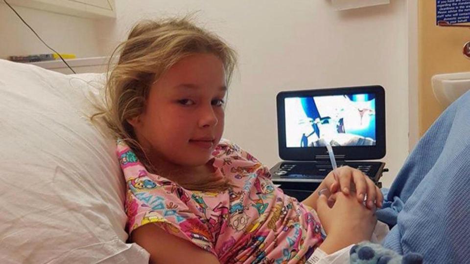 Garota passa a agir como se estivesse ‘possuída’ após amigdalite