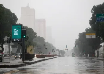 Que frio!!! Temperatura chegou a 10,3º C, às 3h, no bairro de Guaratiba