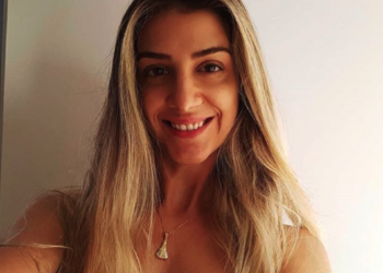 Personal trainner é assassinada a facadas por casal de vizinhos após discussão