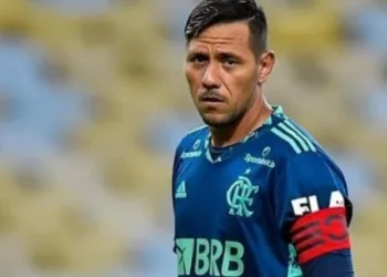 Diego Alves está com Covid-19, informa o Flamengo