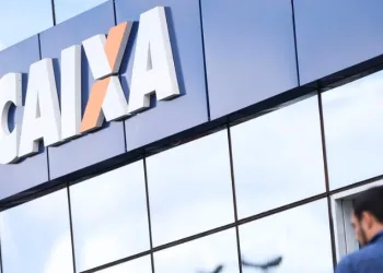 Caixa abre 770 agências hoje para pagamento do auxílio emergencial