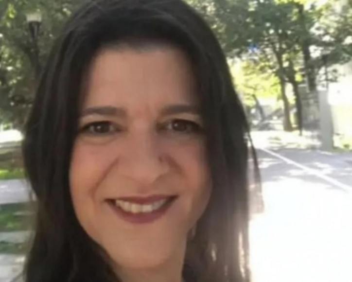Professora morre de coronavírus durante aula online ao vivo; foi na frente dos alunos