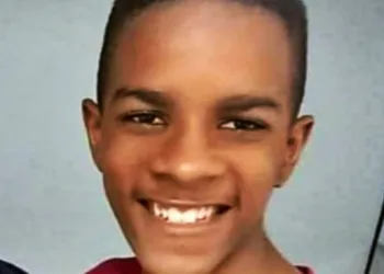 Encontrado corpo de adolescente  que desapareceu em praia da zona sul
